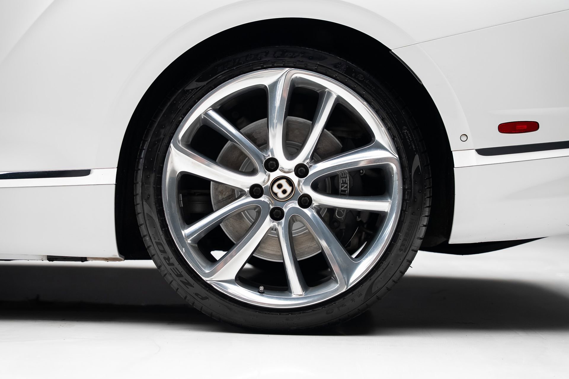 Used 2020 Bentley Continental GT image 23