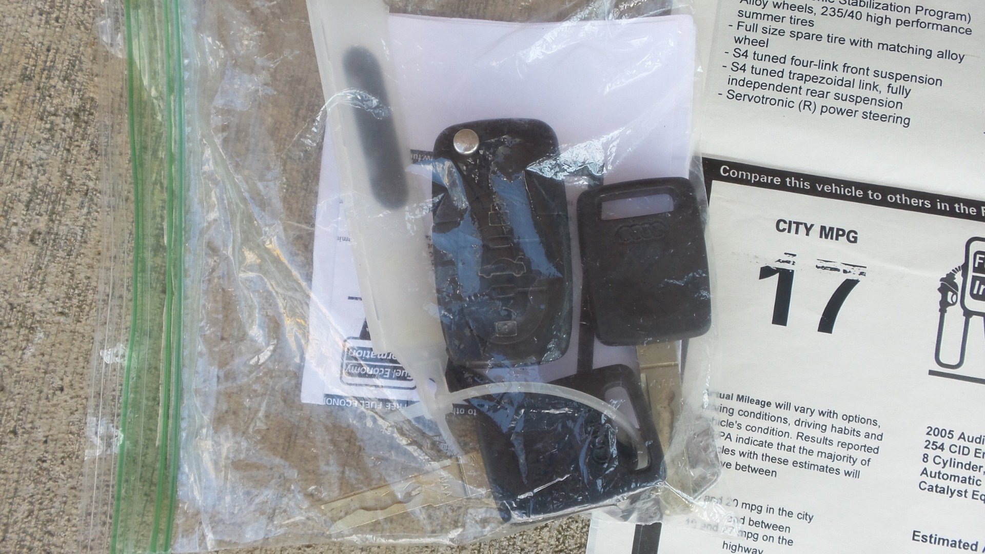 Used 2005 Audi S4 Cabriolet image 25