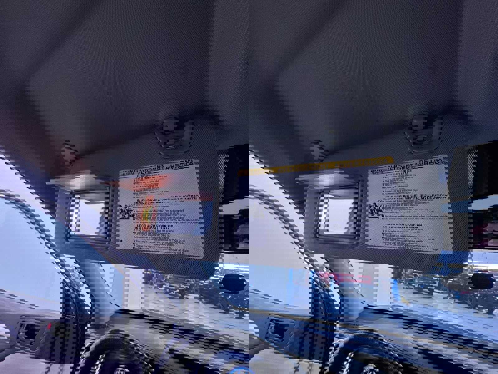 Used 2018 Toyota Highlander LE image 33