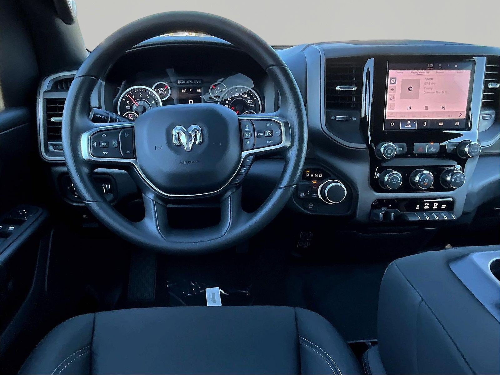 New 2027 RAM 1500 Express AWD/4WD image 9