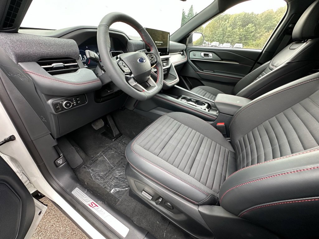 New 2027 Ford Explorer ST-Line w/ Premium Package AWD/4WD image 14