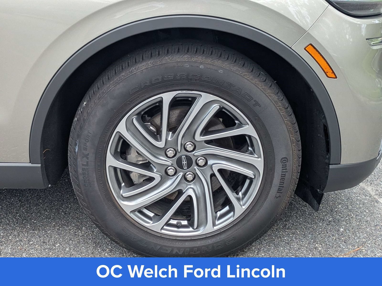 Certified 2023 Lincoln Aviator 2WD w/ Class IV Trailer Tow Package image 8