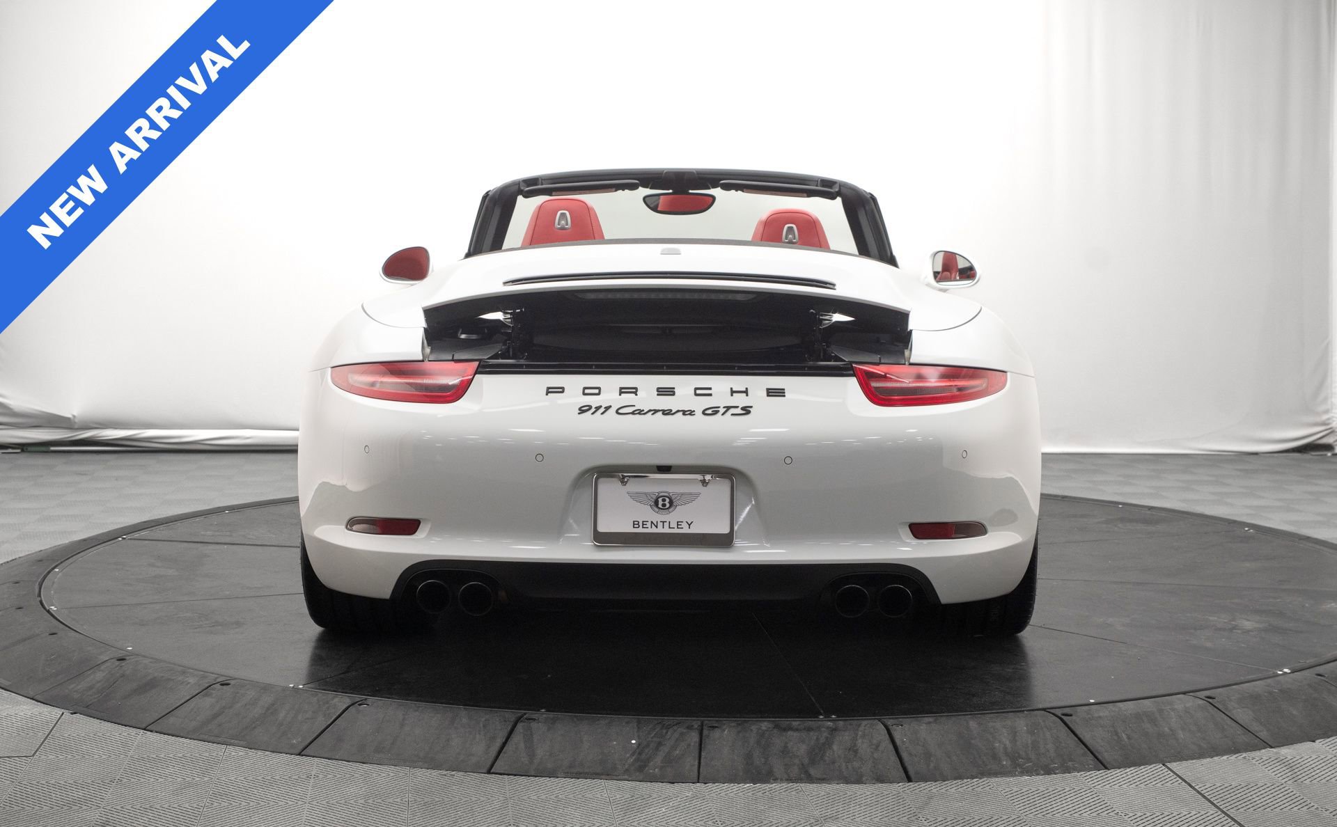 Used 2016 Porsche 911 Carrera GTS image 4