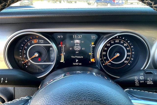 Used 2020 Jeep Wrangler Unlimited Sahara AWD/4WD image 22