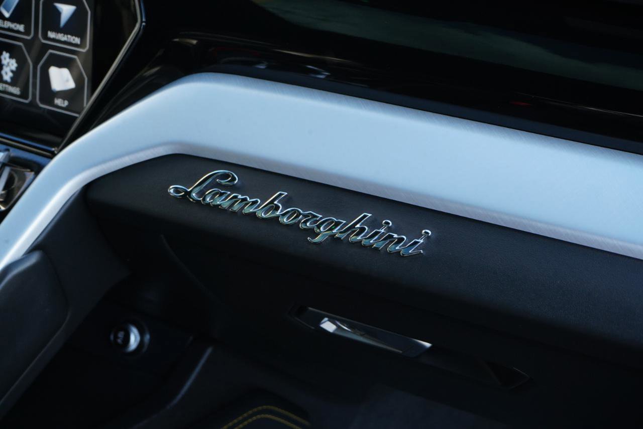Used 2020 Lamborghini Urus AWD/4WD image 75