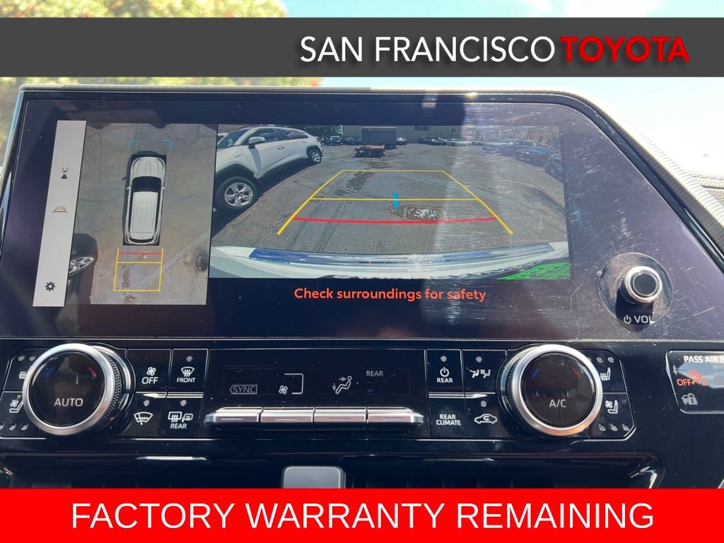 Used 2023 Toyota Highlander Platinum FWD image 28