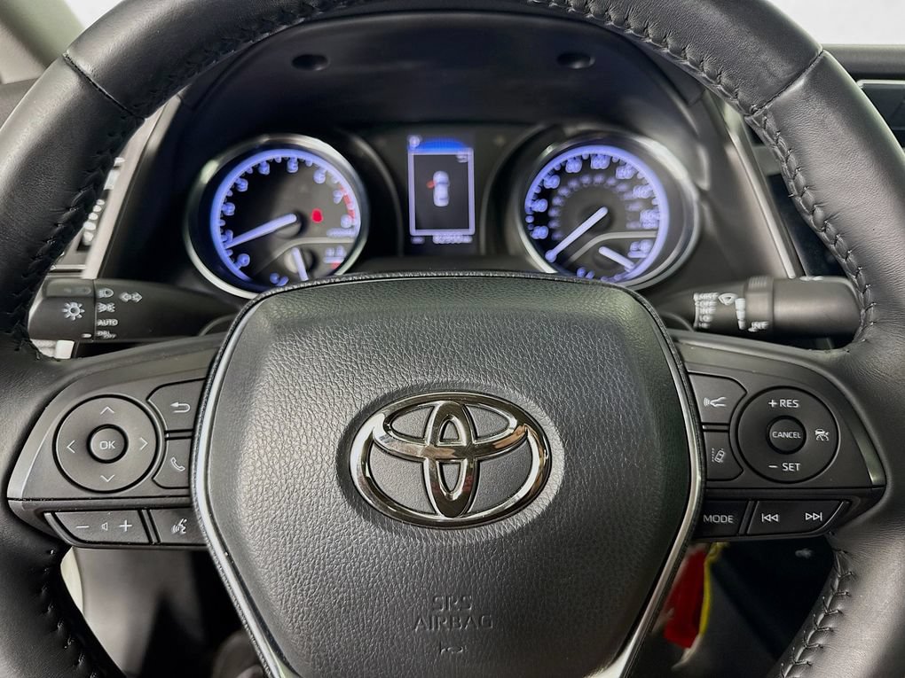 Used 2020 Toyota Camry SE FWD image 16