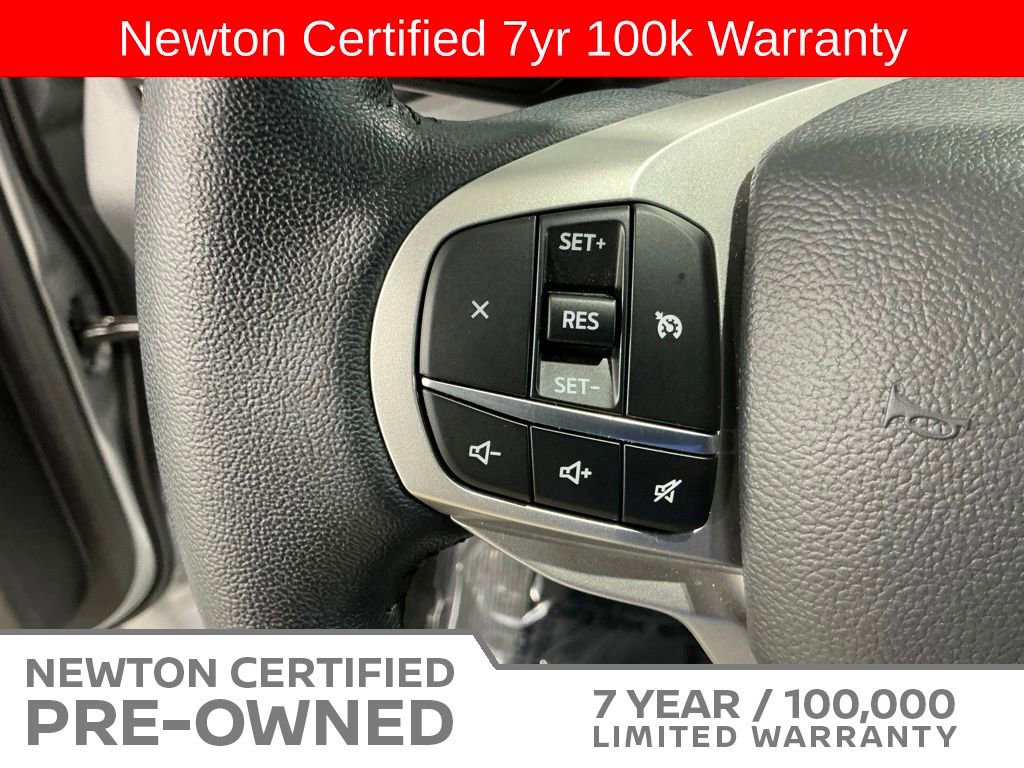Used 2021 Ford Explorer XLT w/ Equipment Group 202A AWD/4WD image 40