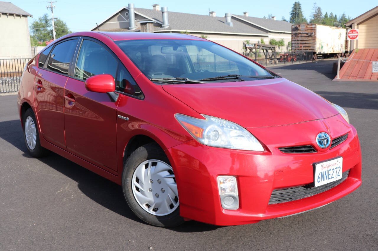 Used 2010 Toyota Prius Four w/ Navigation Pkg FWD image 1