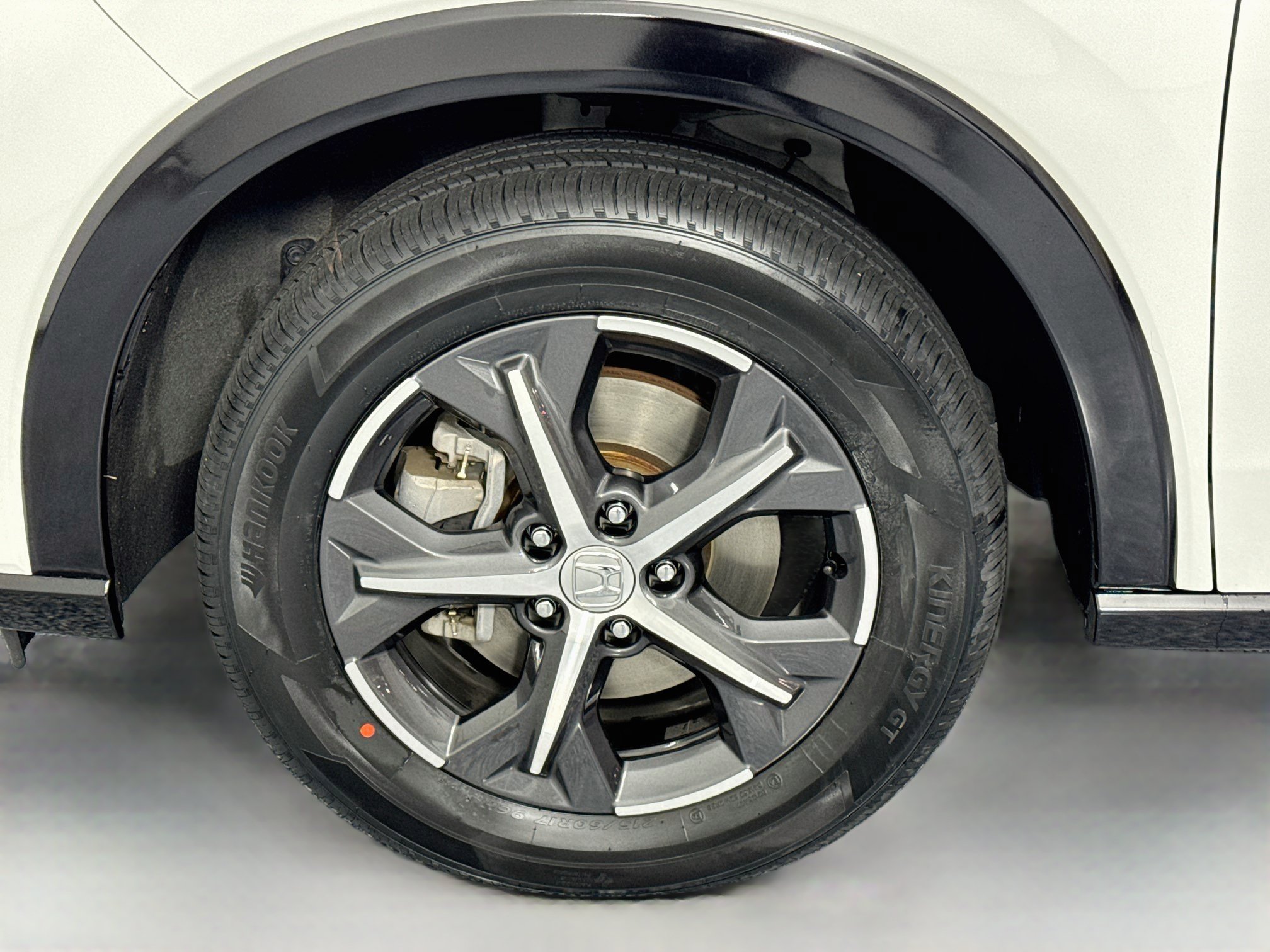 Certified 2023 Honda HR-V EX-L image 30