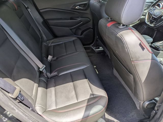 Certified 2024 Chevrolet Trax RS w/ Sunroof Package FWD image 25