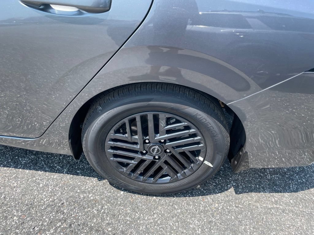 New 2026 Nissan Sentra SV w/ SV Convenience Package FWD image 6
