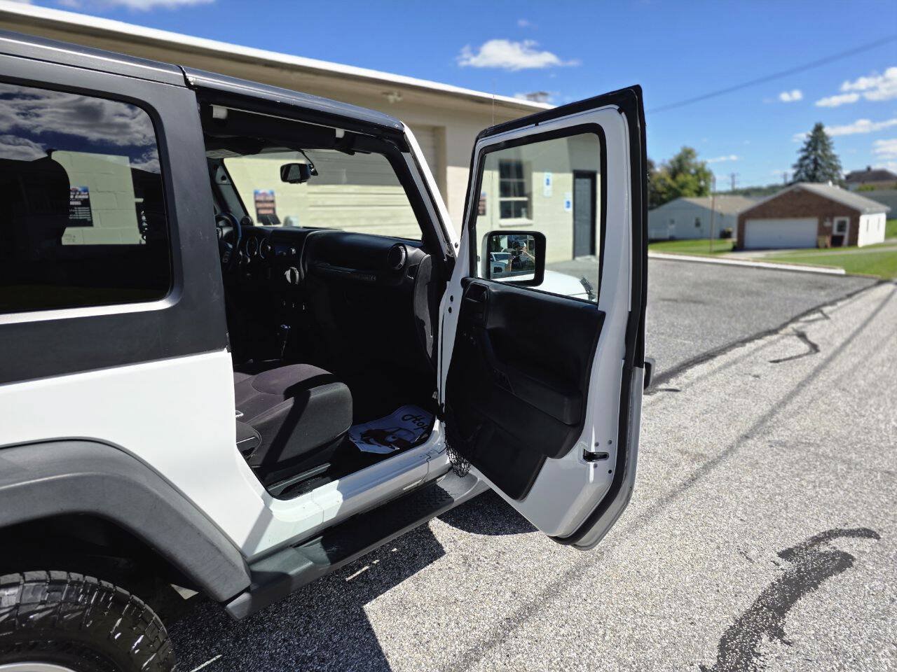 Used 2014 Jeep Wrangler Sport w/ Quick Order Package 24S AWD/4WD image 15