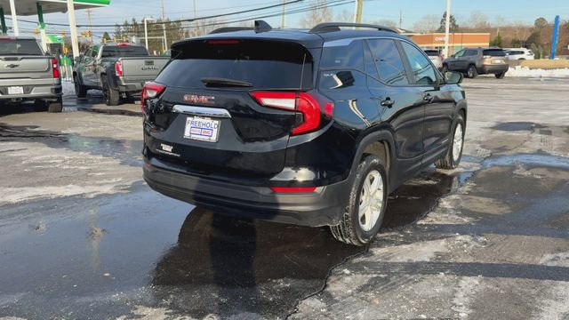 Used 2022 GMC Terrain SLE w/ Driver Convenience Package image 8