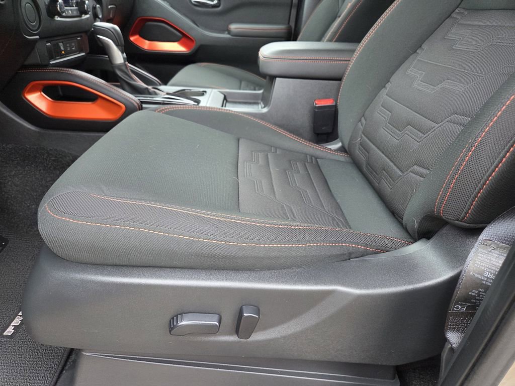 Used 2024 Nissan Frontier Pro-X w/ Technology Package image 14