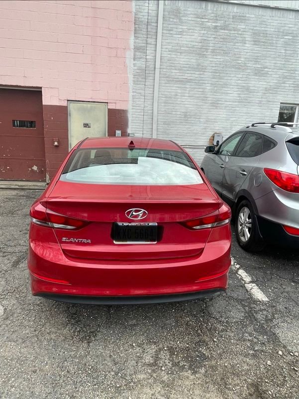 Used 2018 Hyundai Elantra Value Edition w/ Cargo Package image 4