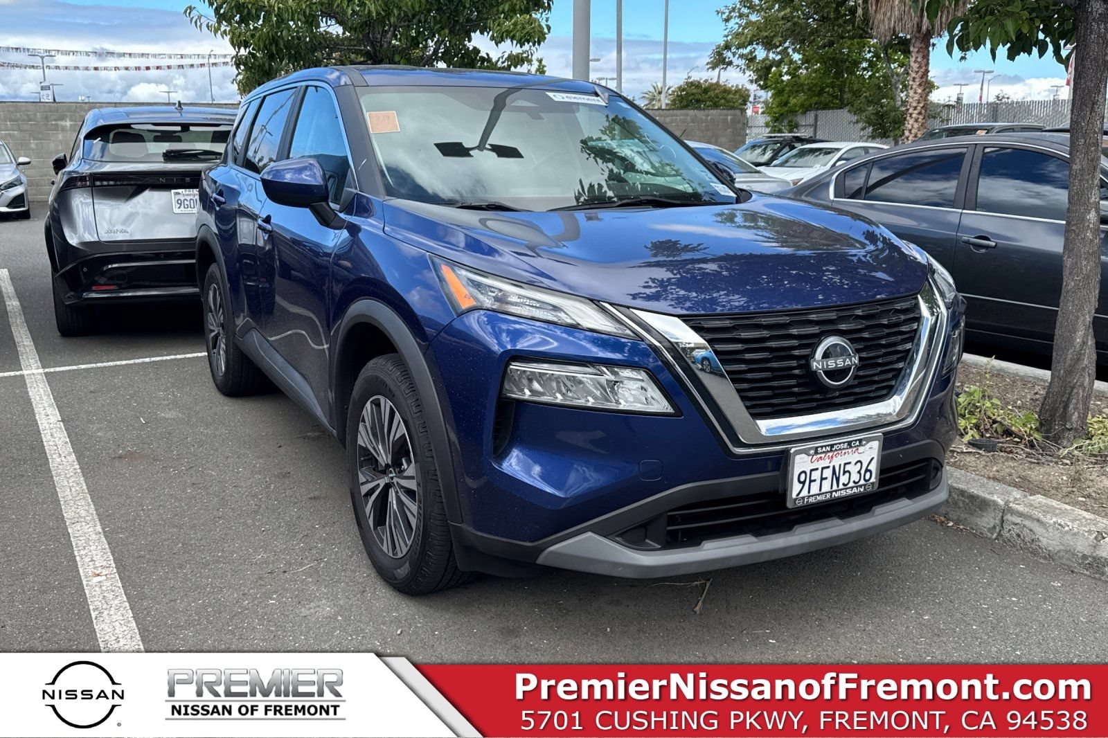 Certified 2023 Nissan Rogue SV FWD image 1