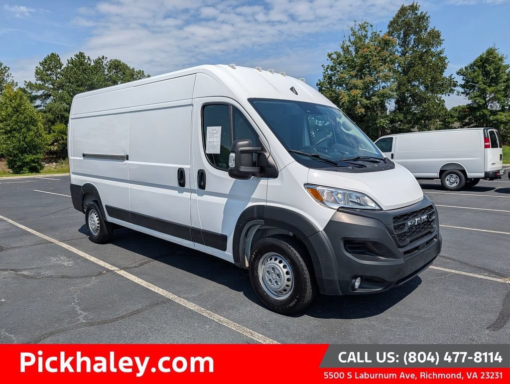 Used 2025 RAM ProMaster 3500 w/ Convenience Group