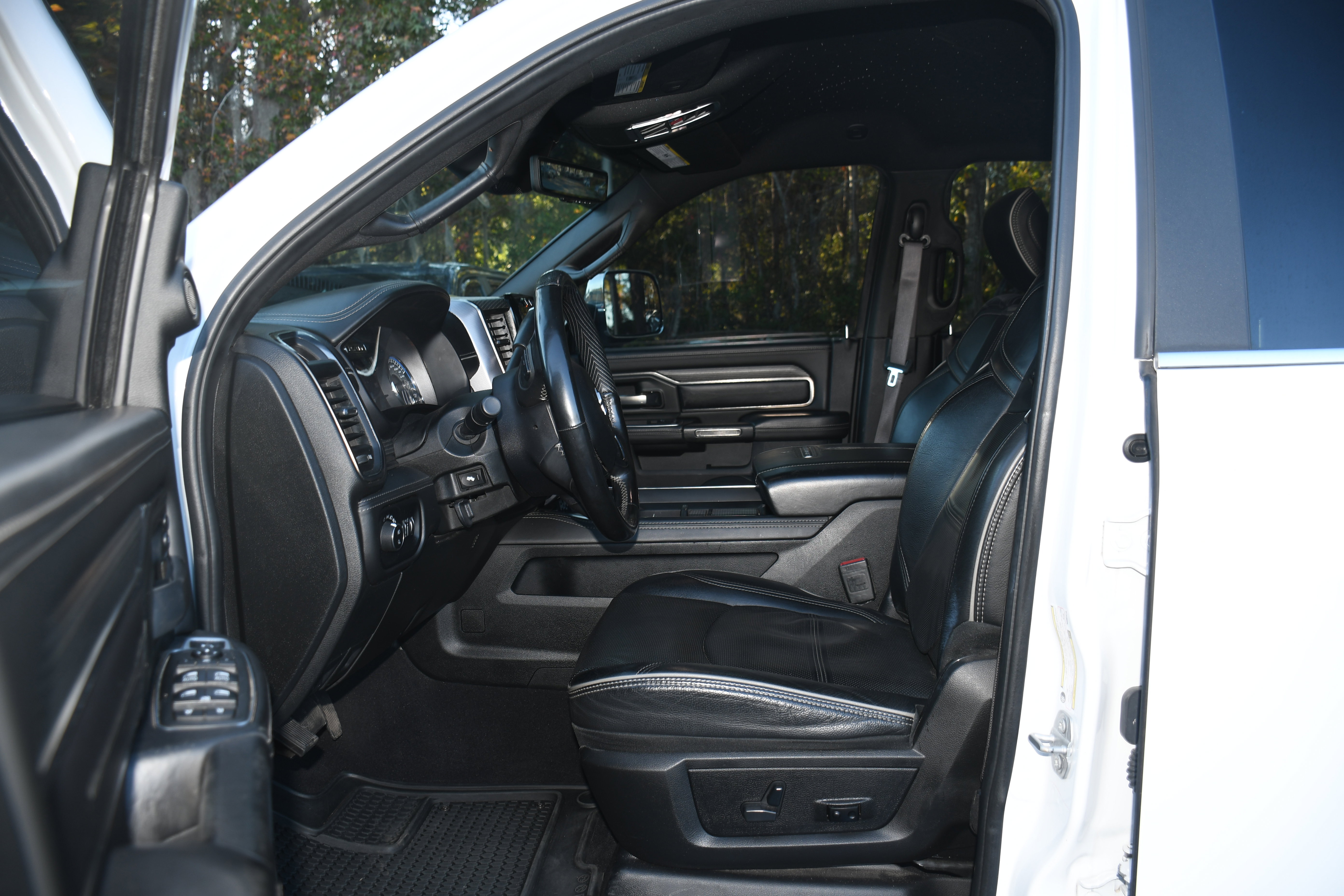 Used 2021 RAM 2500 Limited image 7