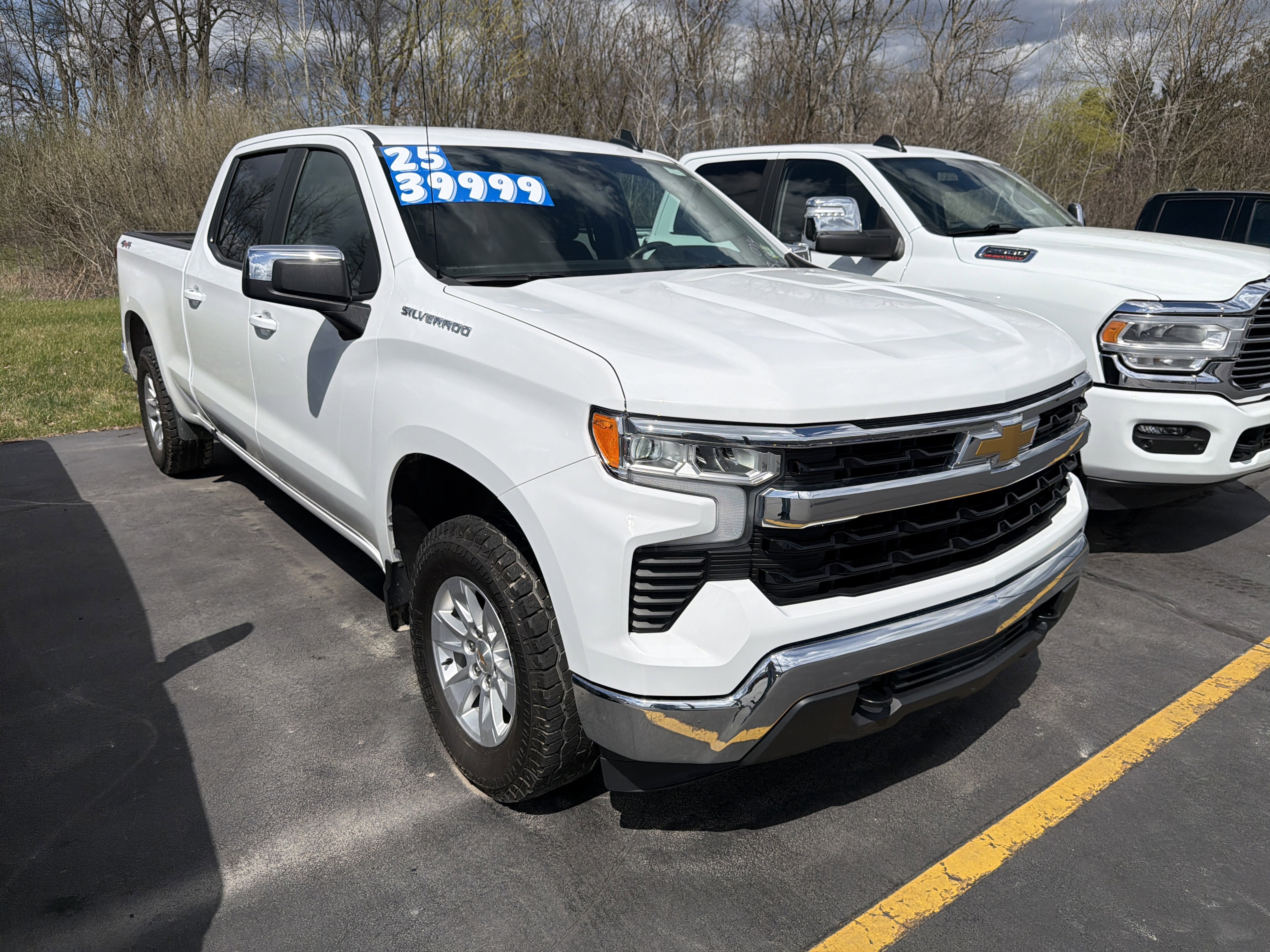 Used 2025 Chevrolet Silverado 1500 LT w/ Work Truck Package image 9