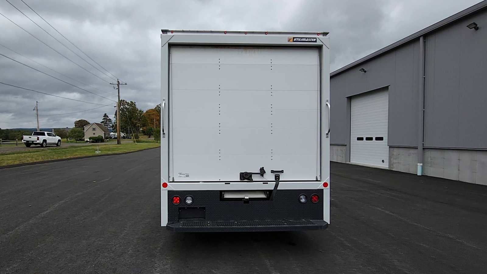 New 2025 Ford E-350 and Econoline 350 Super Duty w/ Power Equipment Group image 7