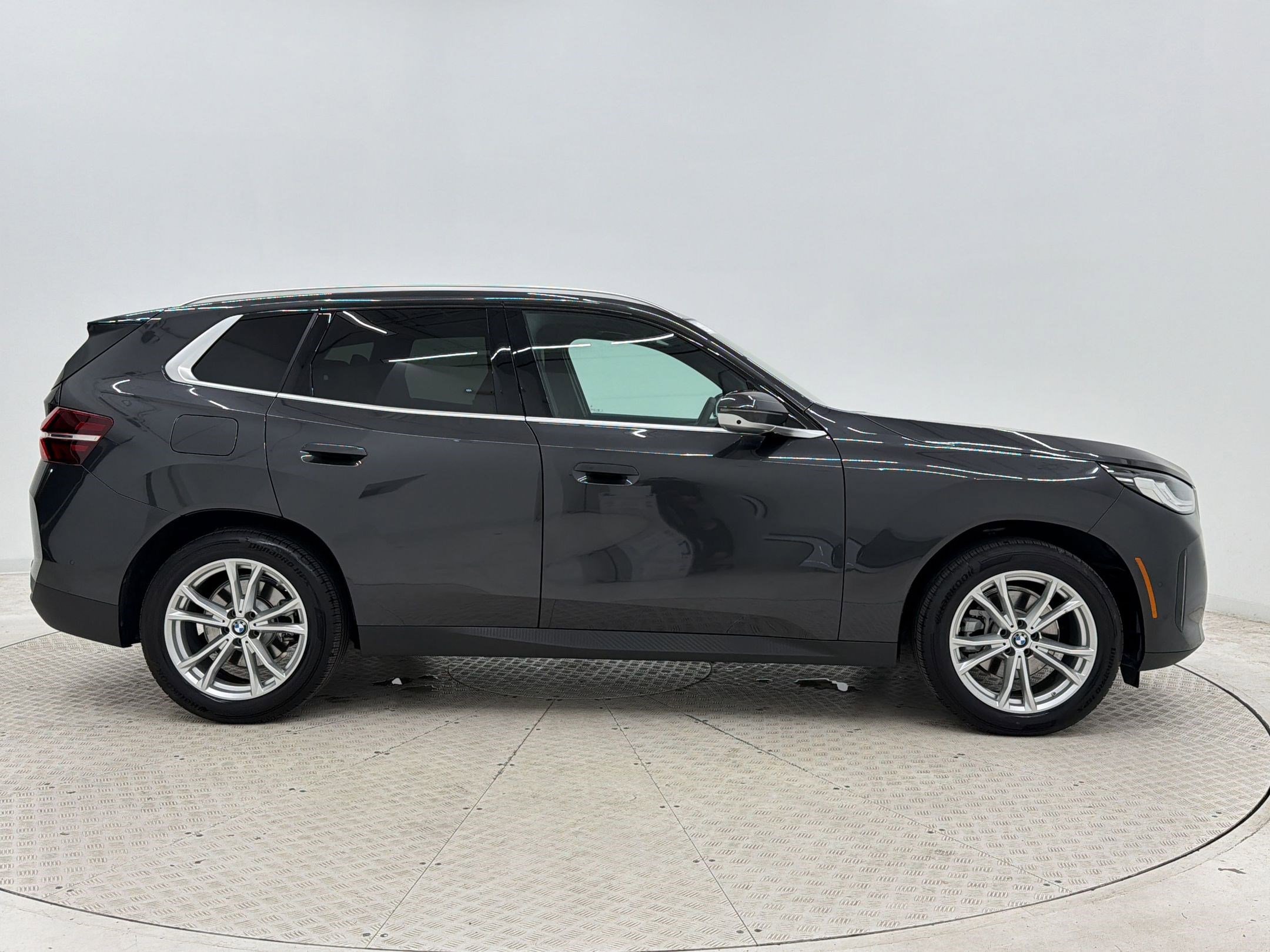 Used 2025 BMW X3 xDrive30i AWD/4WD image 8