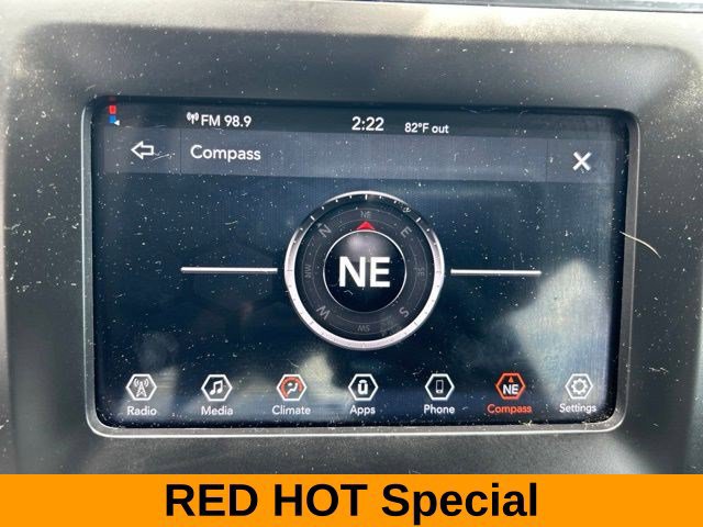 Used 2019 Jeep Cherokee Latitude Plus AWD/4WD image 28