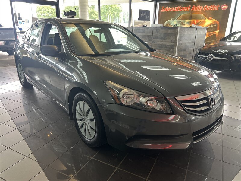 Used 2012 Honda Accord LX image 4