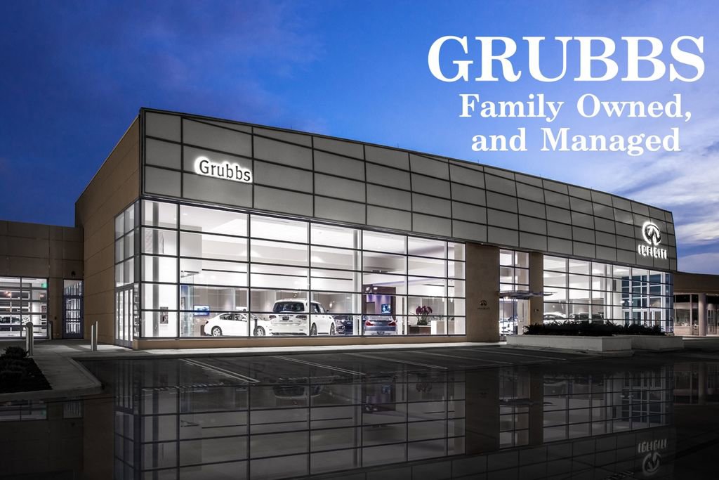 Used 2021 GMC Yukon Denali w/ Denali Premium Package image 9