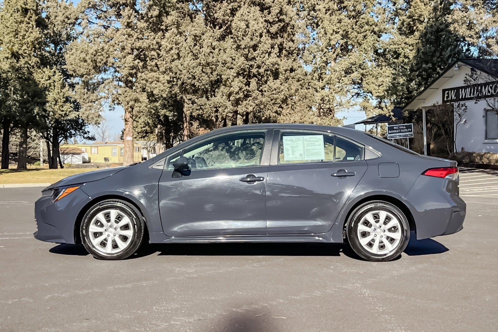 Used 2024 Toyota Corolla LE image 8