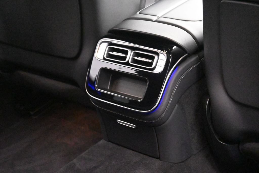 Used 2024 Mercedes-Benz S 580e 4MATIC Sedan image 24