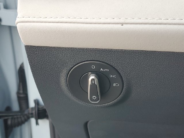 New 2027 Volkswagen Taos SE AWD/4WD image 19