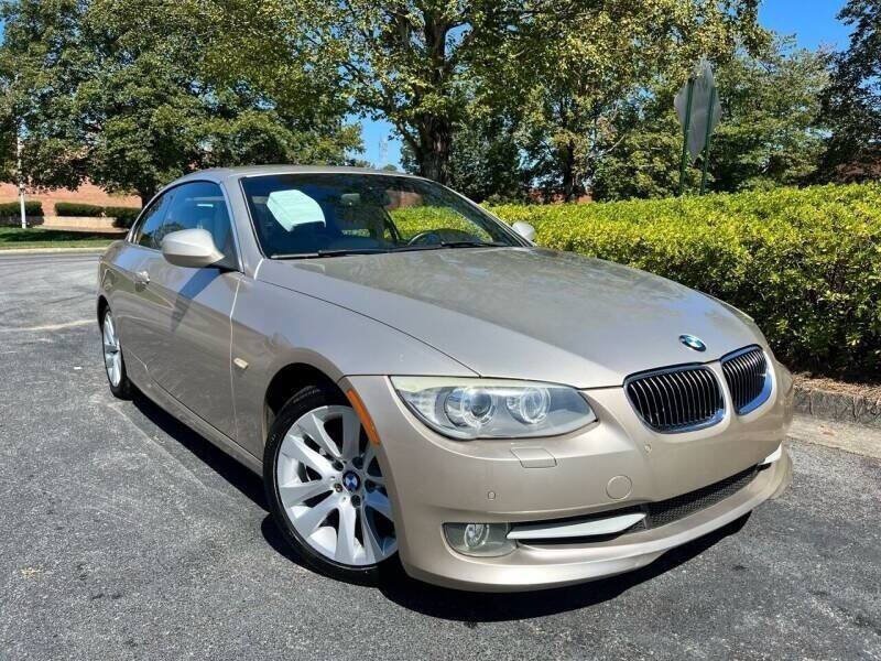 Used 2012 BMW 328i Convertible RWD image 3