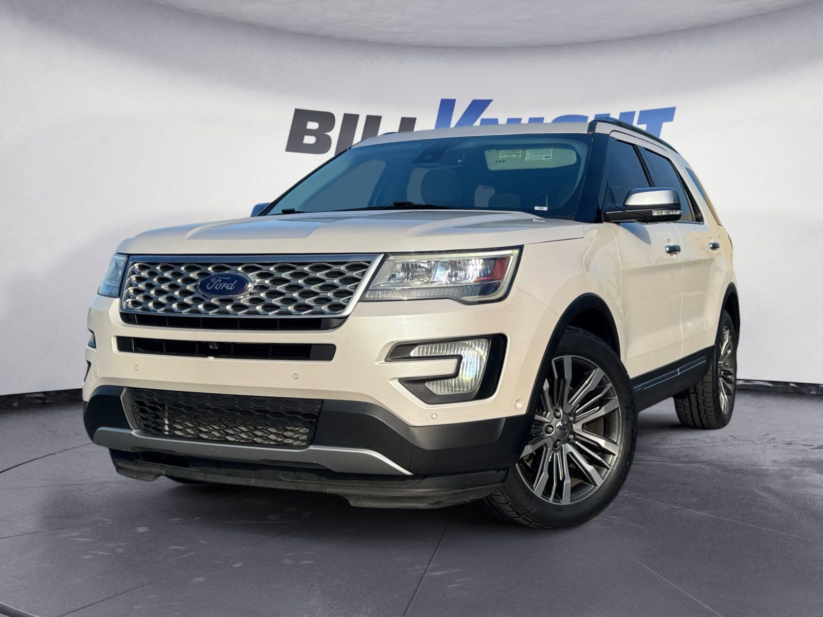 Used 2017 Ford Explorer Platinum video 1