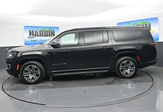 Used 2024 Jeep Wagoneer L Series II w/ Flexible Seating Group AWD/4WD image 2