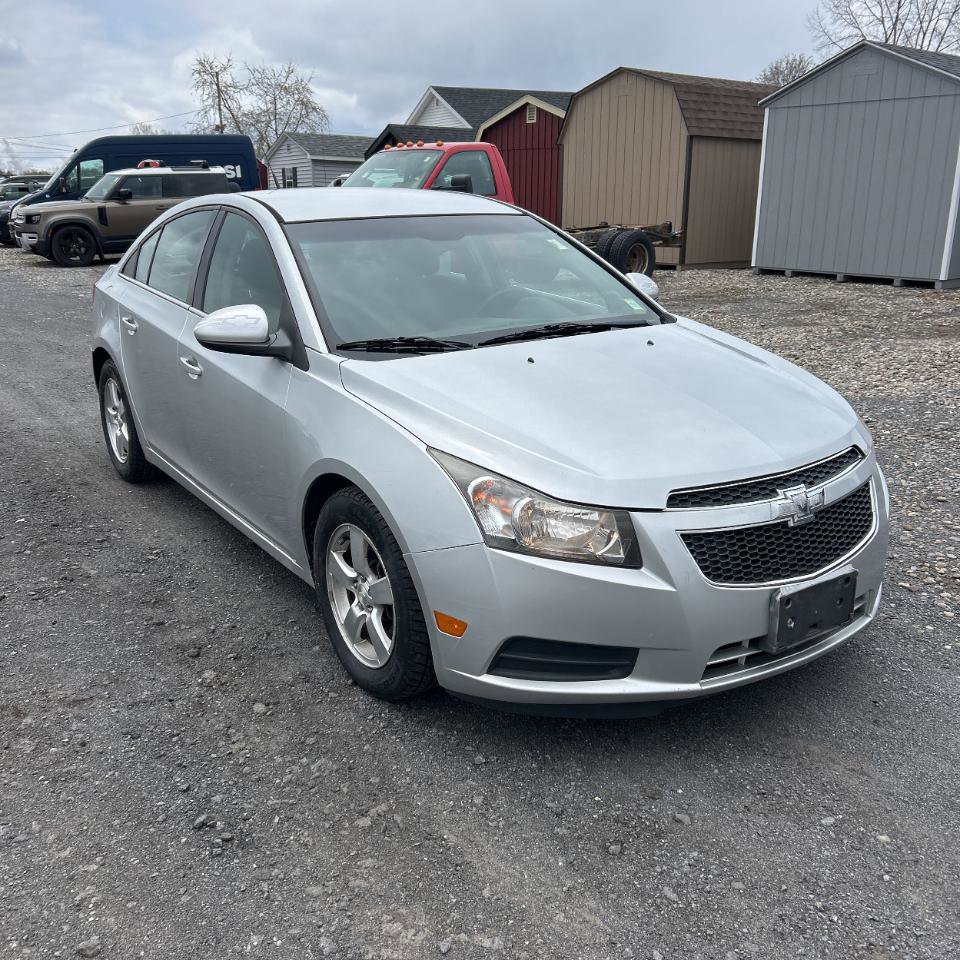 Used 2014 Chevrolet Cruze LT FWD image 3