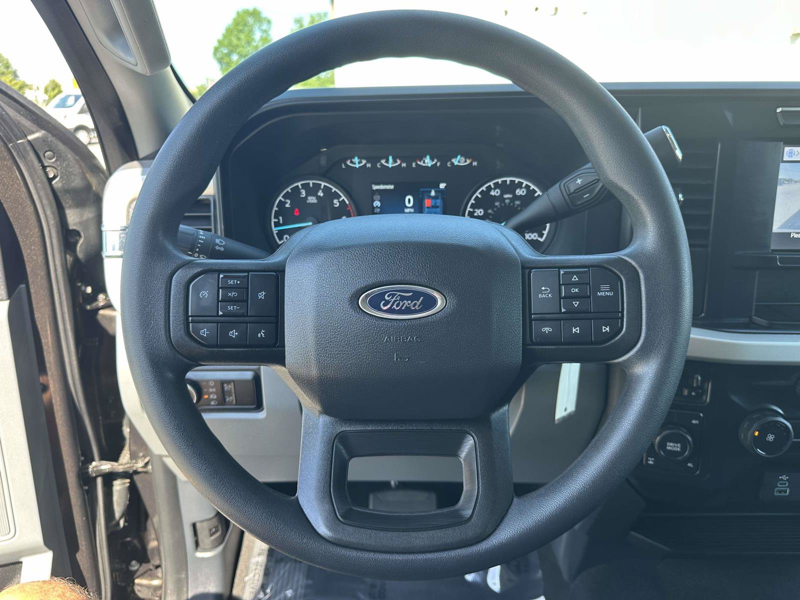 Certified 2024 Ford F250 XL w/ STX Appearance Package AWD/4WD image 13