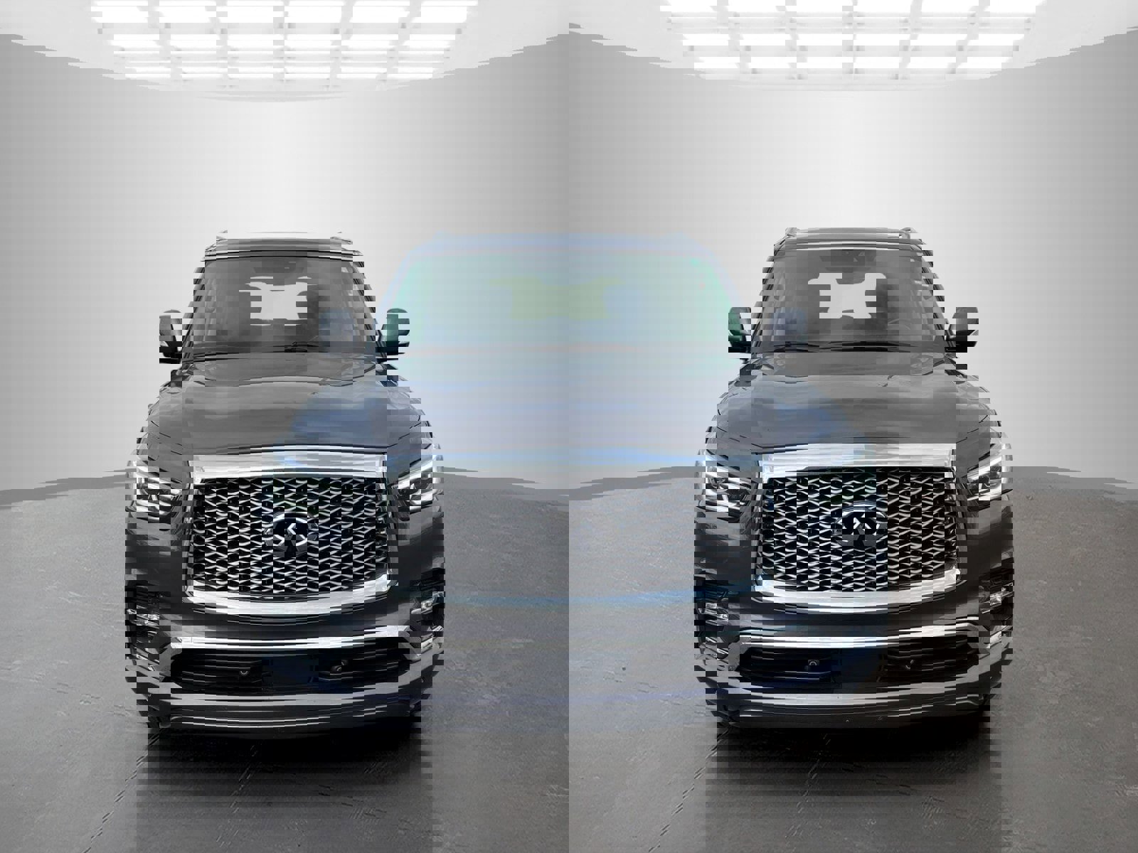 Used 2024 INFINITI QX80 Luxe AWD/4WD image 2