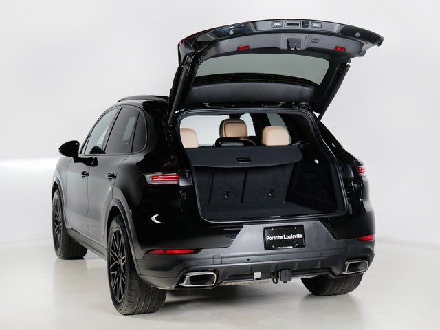 New 2026 Porsche Cayenne AWD/4WD image 32