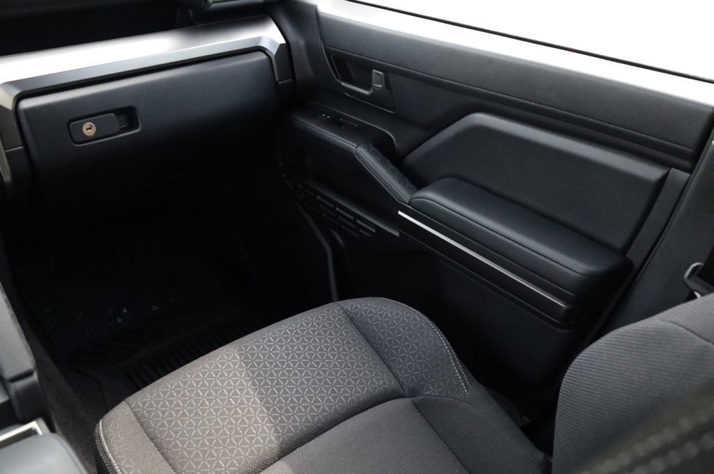 Used 2025 Toyota 4Runner SR5 image 24