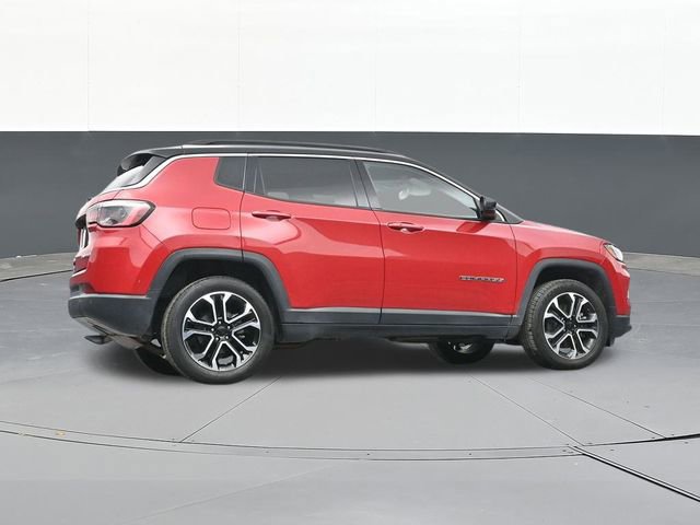 Used 2023 Jeep Compass Limited image 50