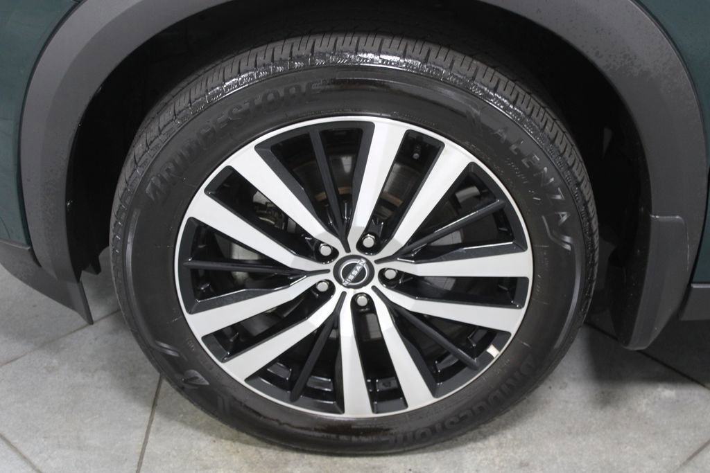 Used 2024 Nissan Pathfinder Platinum w/ Cargo Package image 21