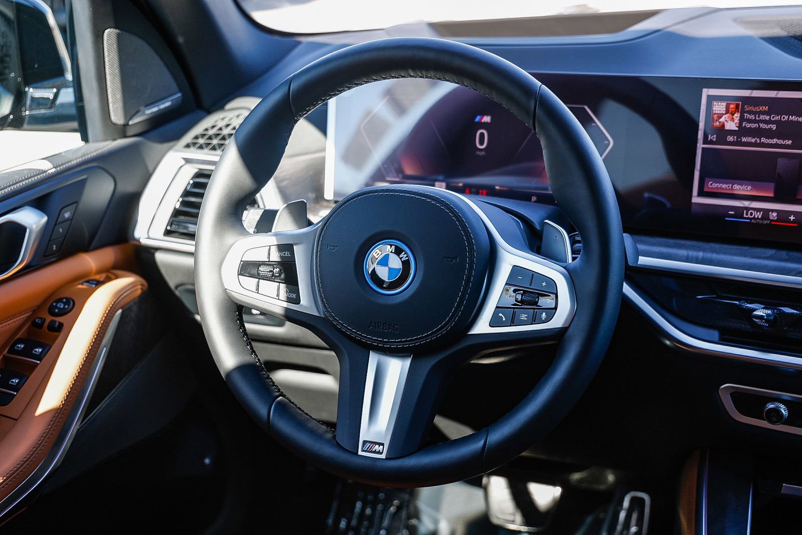 Used 2026 BMW X5 xDrive50e w/ M Sport Package image 13