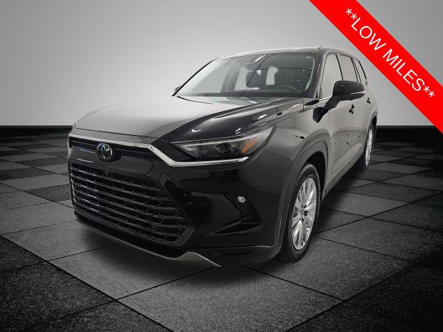 Certified 2024 Toyota Grand Highlander AWD image 3