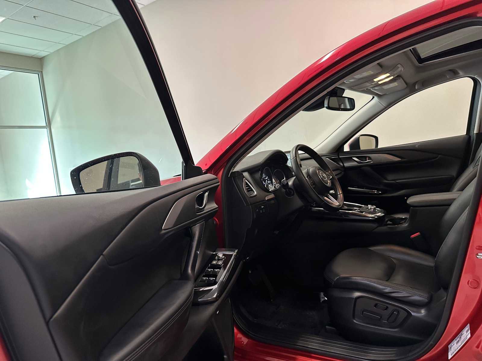 Used 2018 MAZDA CX-9 Touring w/ Touring Premium Package image 23