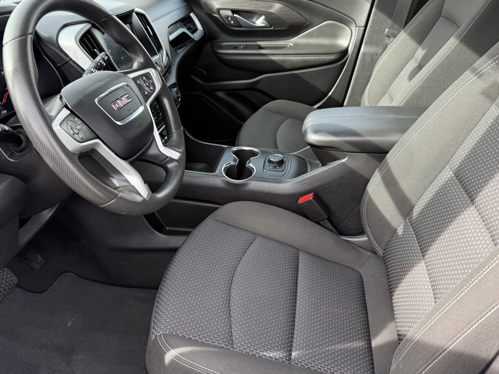 Used 2023 GMC Terrain SLE FWD image 11