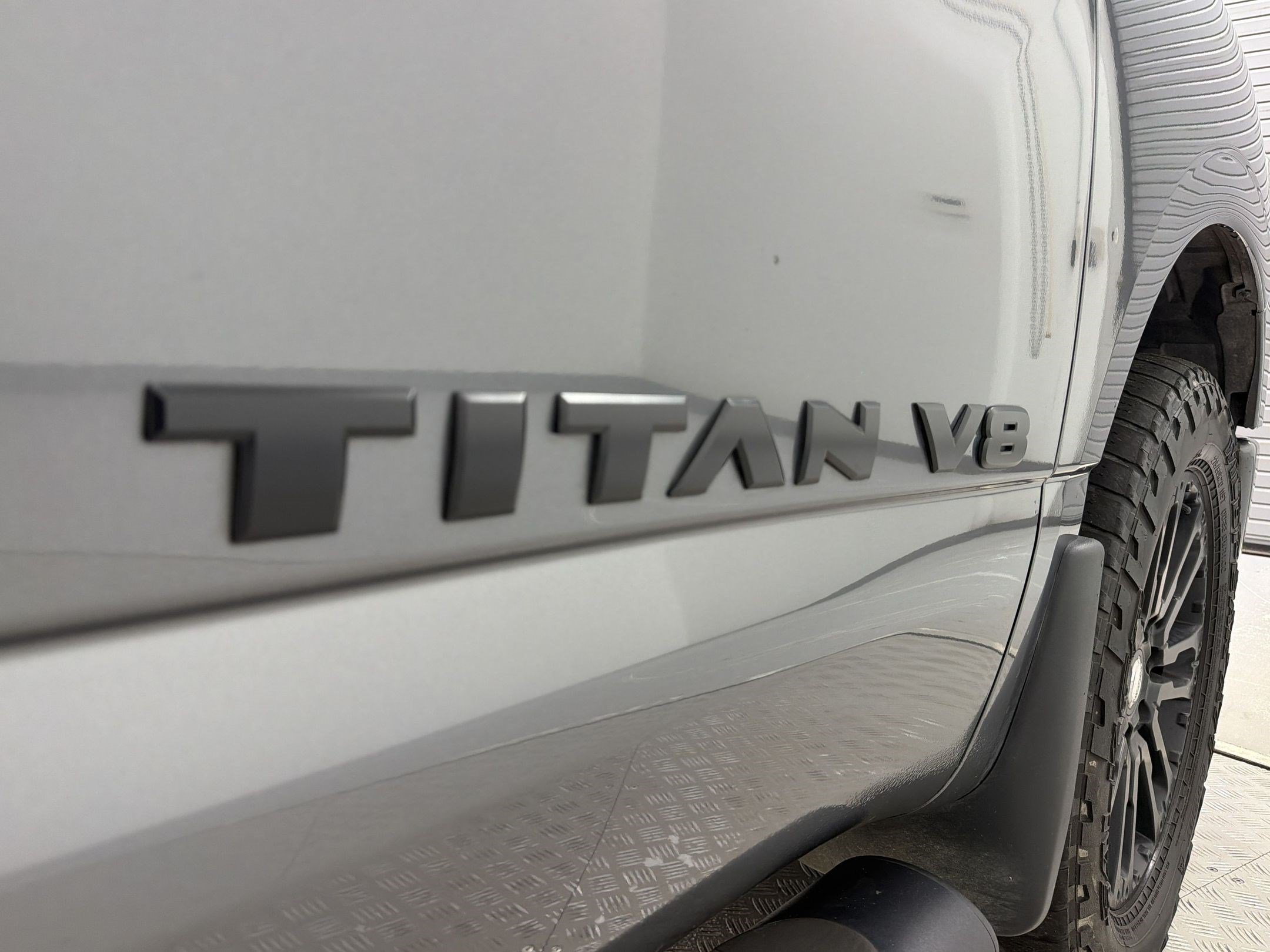 Used 2019 Nissan Titan SL w/ Midnight Edition AWD/4WD image 40