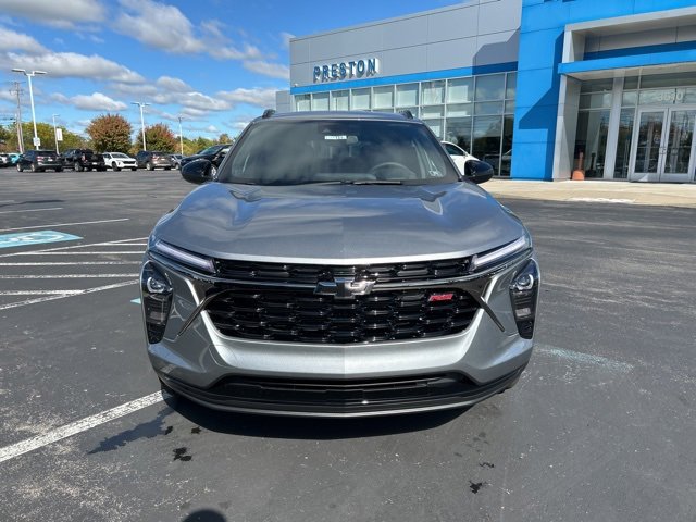 New 2026 Chevrolet Trax RS w/ Driver Confidence Package image 7