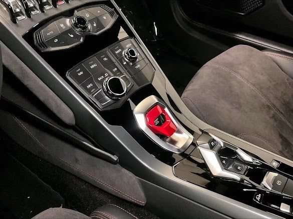 Used 2017 Lamborghini Huracan LP 580-2 RWD image 9