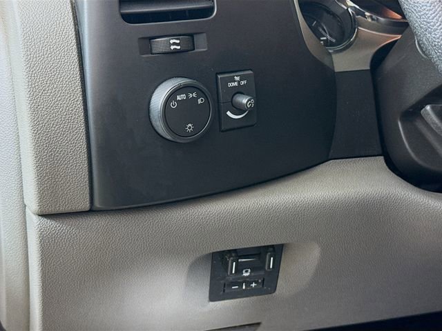 Used 2009 Chevrolet Silverado 3500 W/T AWD/4WD image 12